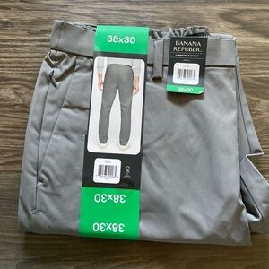Banana Republic Men's Gray Commuter Flex Chinos
